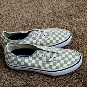 Vans, Womens 9 / Mens 7.5, green checkered print